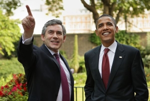 Gordon Brown s Barackem Obamou na zahradě "čísla 10".