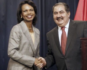 Ministryně zahraničí USA Riceová, a jeji protějšek Hošjar Zibarí.