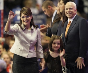 Vypadá to, že i McCain se dostal do rodiny.