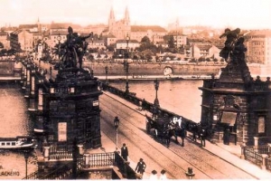 Palackého most v Praze v roce 1908.