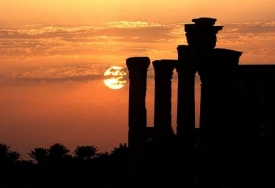 Palmyra při západu slunce.