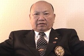 Generál Vang Pao (77)