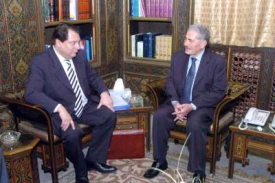 Jiří Paroubek při setkání se šéfem syrské vládní strany Baas.