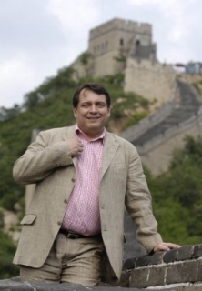Jiří Paroubek u Velké čínské zdi v červnu 2005.