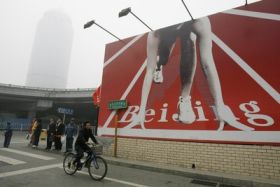 Věčný smog, jen jedna z mnoha odvrácených tváří čínské olympiády.