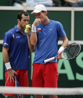 České duo předvedlo asi nejlepší společný výkon v Davis Cupu.