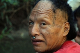 Peruánští indiáni mají už plné zuby drancování své domoviny.