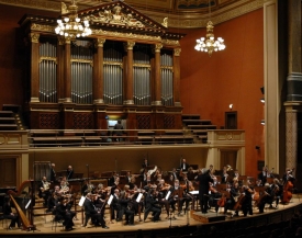 Plzeňská filharmonie při dřívějším vystoupení v pražském Rudolfinu.