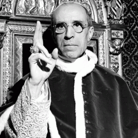 Na papeže Pia XII. dopadá stín vyvražďování Židů nacisty.