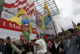 Demonstrace Kurdů na 1. máje.