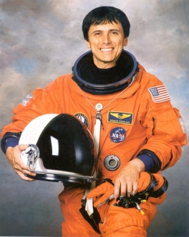 Franklin Chang Díaz ještě coby astronaut ve službách NASA.