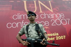 Indonéský policista na Bali