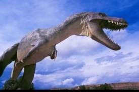 Nově objevený dinosaurus je předkem známého tyranosaura.