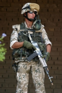 Polský voják v Afghánistánu.