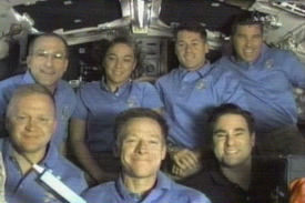 Posádka se vrací z mise u Mezinárodní vesmírné stanice.