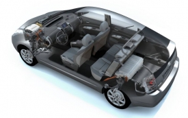 Posledním vizionářským vítězem evropské ankety Auto roku, který přinesl mezi sériové automobily zásadnější inovace, se stal hybridní vůz Toyota Prius s benzínoelektrickým pohonem. Vyhrál ročník 2005.