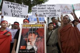 Protesty proti barmské juntě zůstaly nevyslyšeny