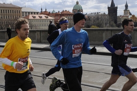 Praha 29. března: jubilejní desátý ročník Pražského půlmaratonu.