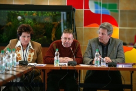 Helena Fibingerová, Milan Badal a Jiří Baumruk z Rady ČT.