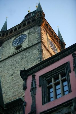 Jedním z výstavních prostorů galerie je i Staroměstská radnice.