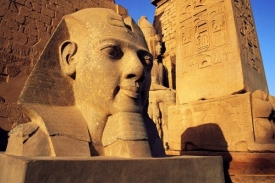 Socha Ramsese II. v Luxoru (ilustrační foto)