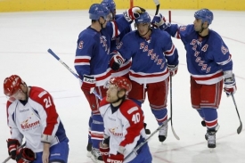 Hokejisté New York Rangers vyhráli Victoria Cup.