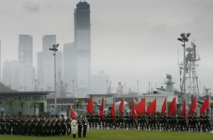 Čínská armáda pomáhá psychologům léčit závislé