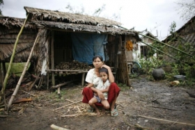 Barmě, která se jen těžko vzpamatovává z Nargisu, hrozí další cyklon.