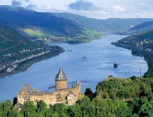 Na žádné řece světa nestojí tolik hradů jako na Rýně. Jedním z nich je i hrad Stahleck v Bacharachu.