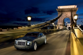 Prodeje vozů Rolls-Royce rostou i díky novému kupé.