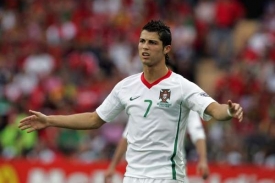 Cristiano Ronaldo v dresu portugalské reprezentace.