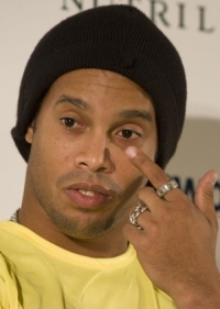 Přestoupí Ronaldinho do Chelsea?