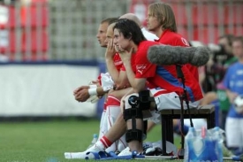 Tomáš Rosický se v roce 2008 na fotbal prakticky jen díval.