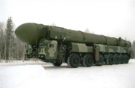 Ruská strategická raketa SS-27 Topol-M v mobilní verzi.
