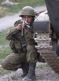 Ruský voják v Jižní Osetii.