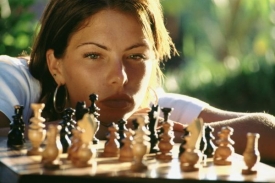 Většinu žen prý šachy nudí.