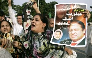 Dav oslavuje rozhodnutí pákistánského soudu