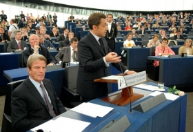 Sarkozy v Evropském parlamentu.
