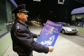 Schengen = voln&eacute; hranice? Jak pro koho!