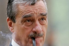 Ministr zahranič&iacute; Karel Schwarzenberg