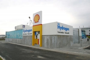 Jedna z vodíkových čerpacích stanic Shell leží na Islandu.