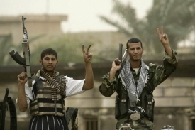 Šíitské milice v bojích v Basře.
