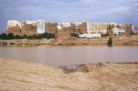 Jemenské město Shibam.