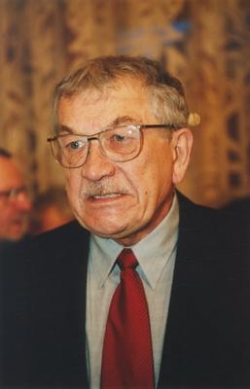 Básník Karel Šiktanc je nominován za sbírku Vážná známost.