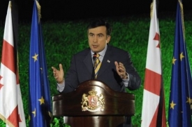 Gruzínský prezident Michail Saakašvili podepsal mírovou dohodu.