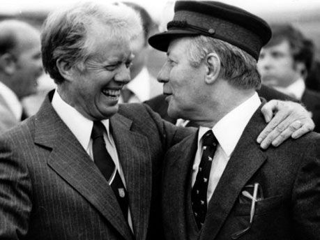 Jimmy Carter (vlevo) v Německu.