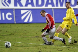 Holenda dal první gól ve třinácti zápasech.