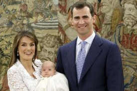 Španělský princ Felipe s ženou a dcerou