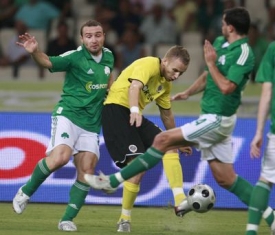 Michal Kadlec hrál asi poslední zápas za Spartu. Míří do Leverkusenu.