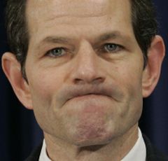 Eliot Spitzer musel na guvernérské křeslo rezignovat.